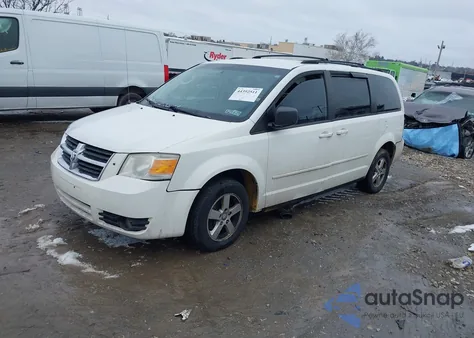 2010 Dodge Grand Caravan Hero z USA, uszkodzony, nr VIN 2D4RN3D1XAR363591